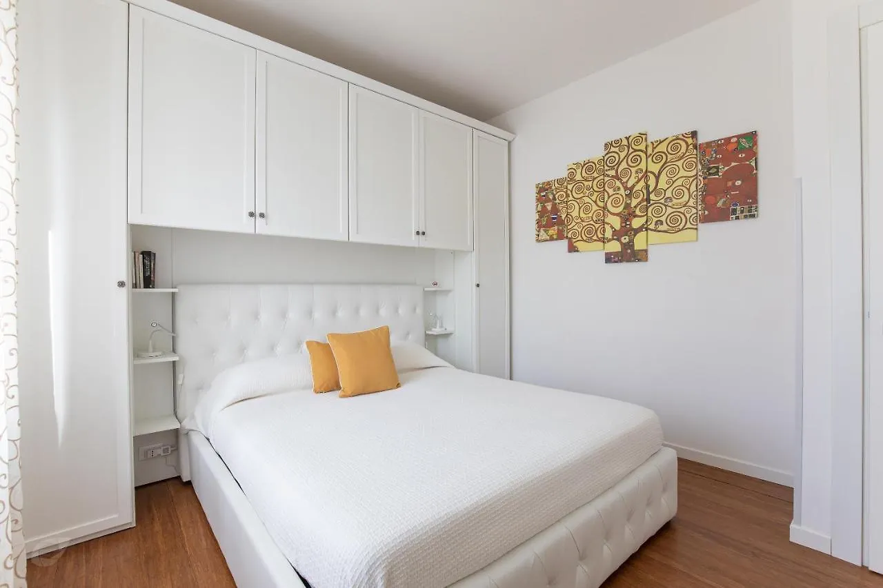 Elena House White Apartment Βιαρέτζιο Ιταλία